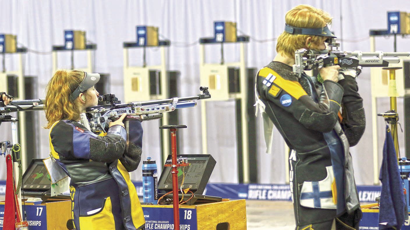 Scheer and Kiuru earn postseason awards